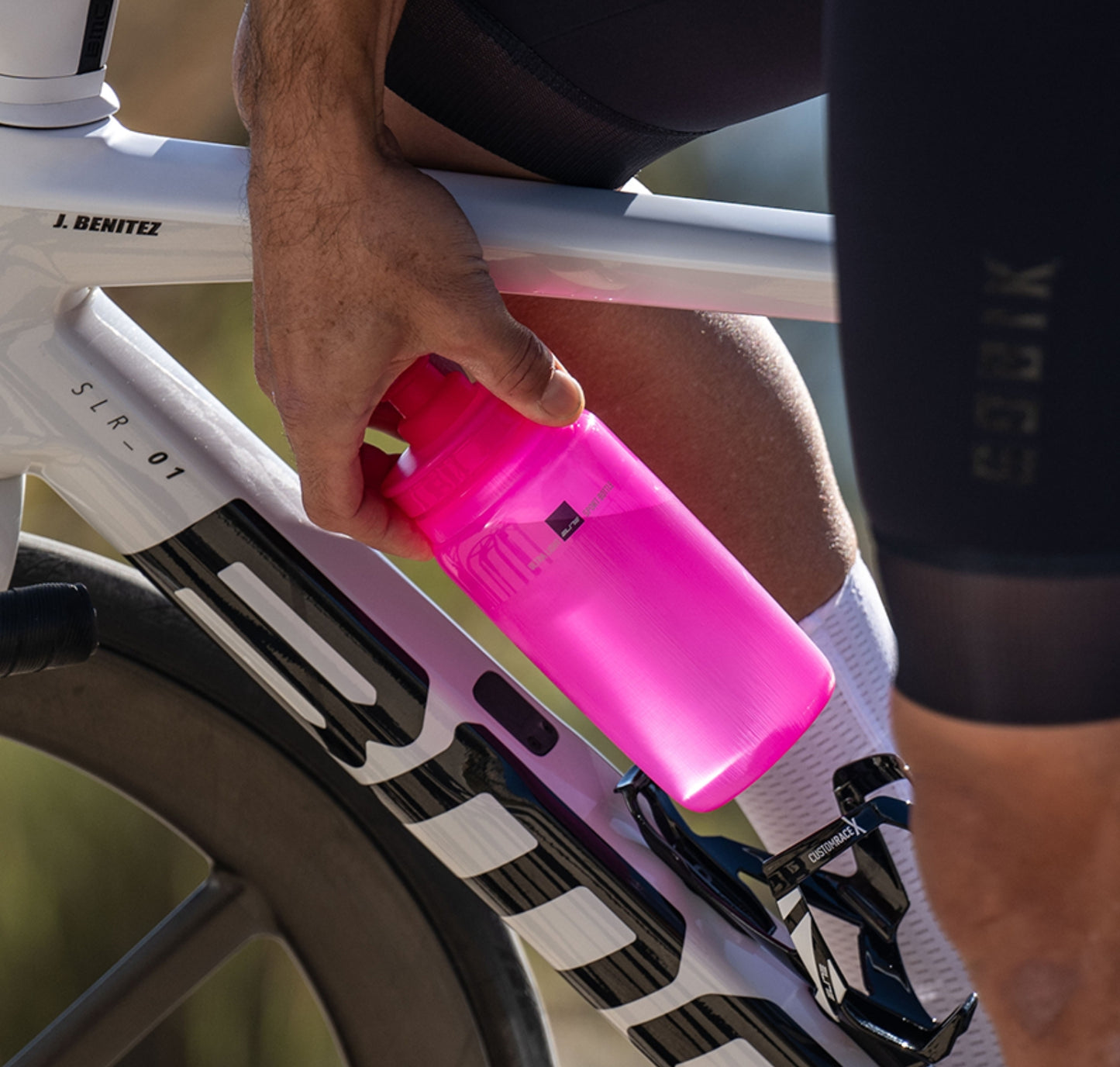 2 x Elite Fly Tex Water Bottles - Choice of Colours 550ml